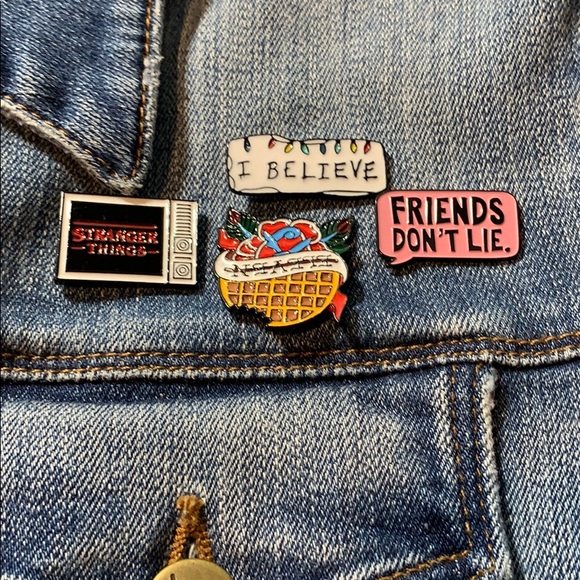 stranger things Jewelry - Stranger Things series 4 piece stick pins logo New